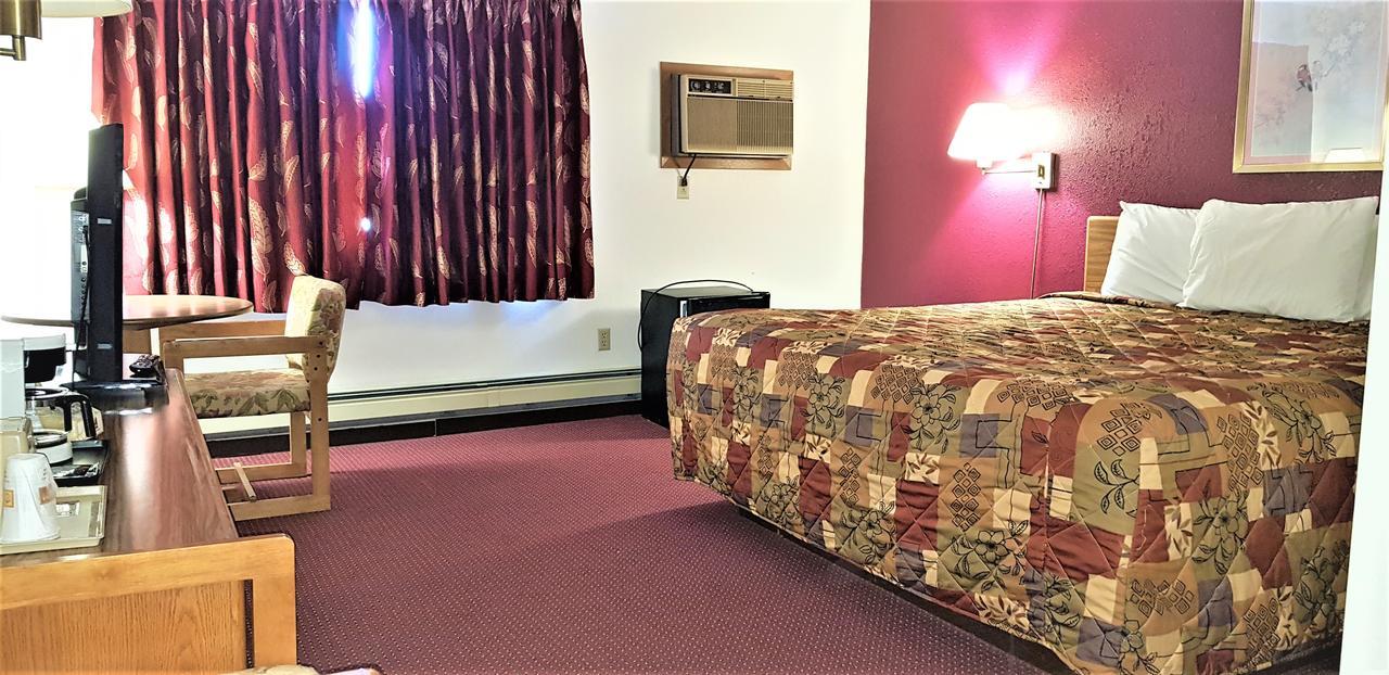 Amerivu Inn & Suites-Avon Zewnętrze zdjęcie