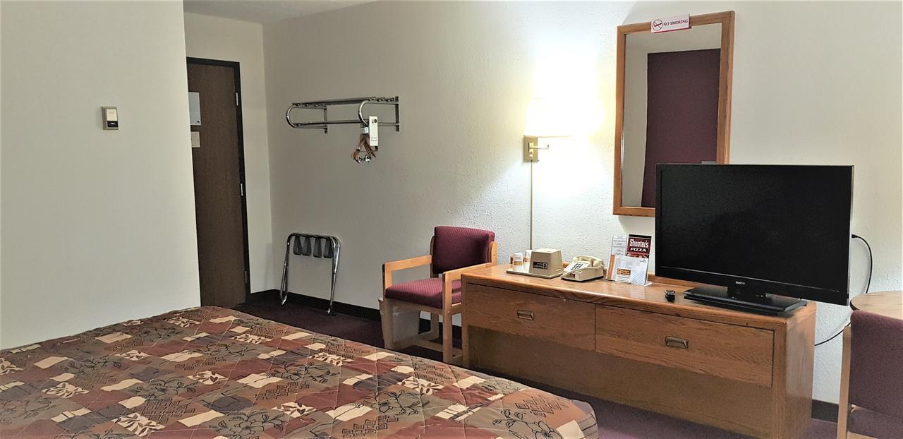 Amerivu Inn & Suites-Avon Zewnętrze zdjęcie