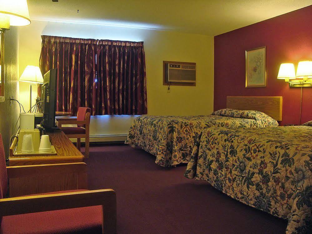 Amerivu Inn & Suites-Avon Zewnętrze zdjęcie