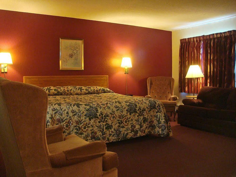 Amerivu Inn & Suites-Avon Zewnętrze zdjęcie
